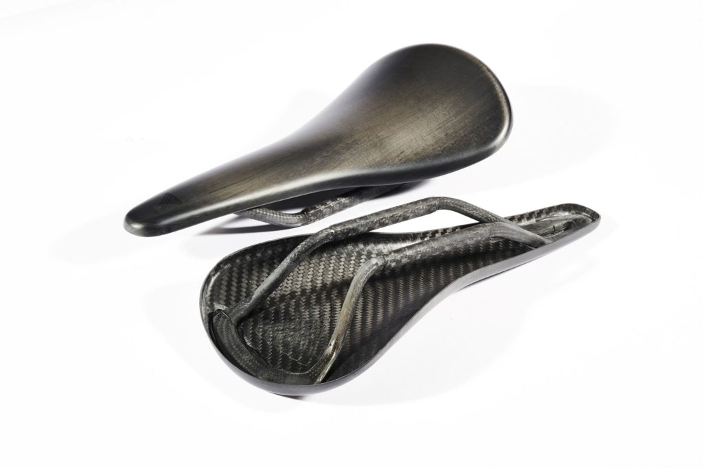 UD Carbon bicycle saddle